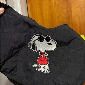 BAGGU Urban Outfitters Exclusive Snoopy Medium Crescent Bag